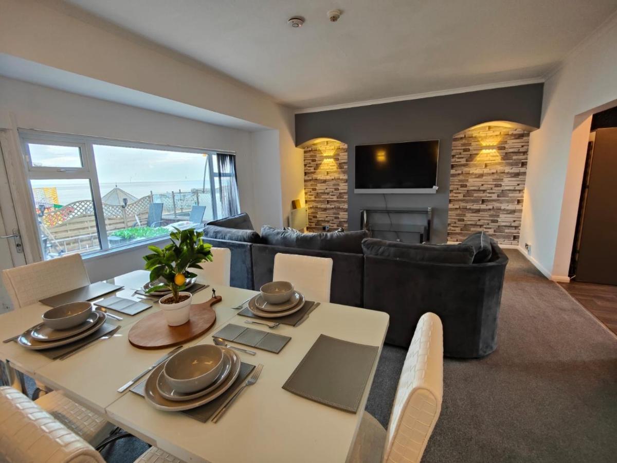Sea View Lavish Apartment Sky Tv Whirlpool Bath Huge Balcony Newly Refurbished Bridlington Eksteriør bilde